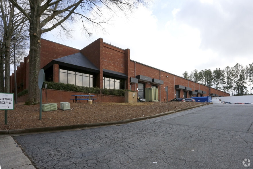 More Photos Of 1100 Northmeadow Pky, Roswell Unknown For Lease
