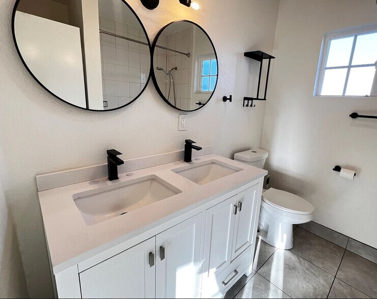 More Photos Of 10802 Palma Vista Ave, Garden Grove Apartments For Sale