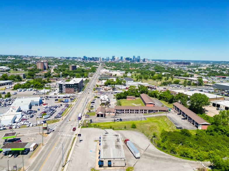 More Photos Of 526 Murfreesboro Pike, Nashville Hotel For Sale