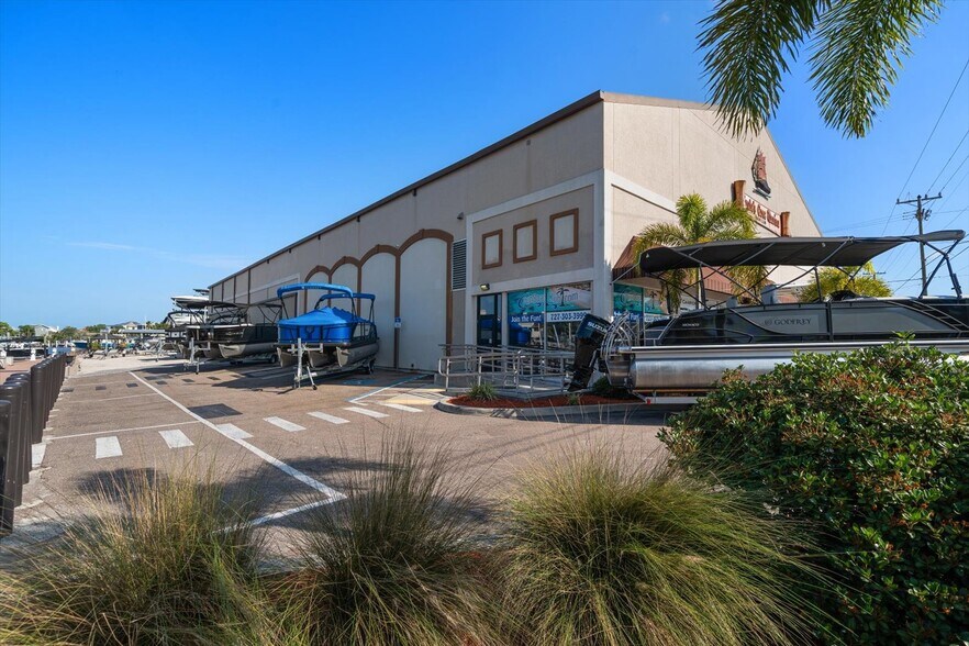 More Photos Of 2400 Bayshore Blvd, Dunedin Marina For Sale