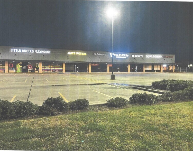 More Photos Of 24525 Gosling Rd, Spring General Retail For Lease