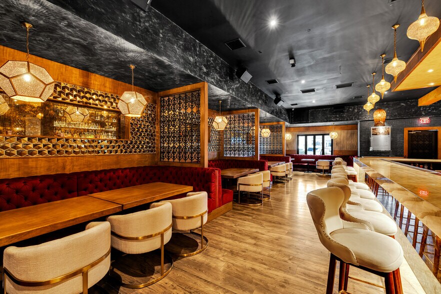 More Photos Of 7039 Greenleaf Ave, Whittier Restaurant For Sale