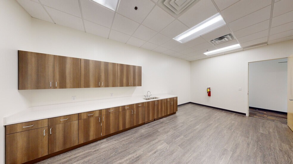 More Photos Of 7905 Roosevelt Hwy, Palmetto Distribution For Lease