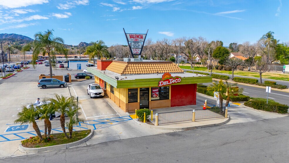 More Photos Of 23650 Lyons Ave, Santa Clarita Fast Food For Sale