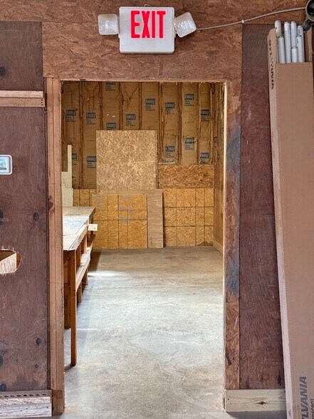 More Photos Of 2696 E Lytle 5 Points Rd, Dayton Industrial For Lease