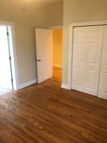 More Photos Of 724 E 50th Pl, Chicago Apartments For Sale