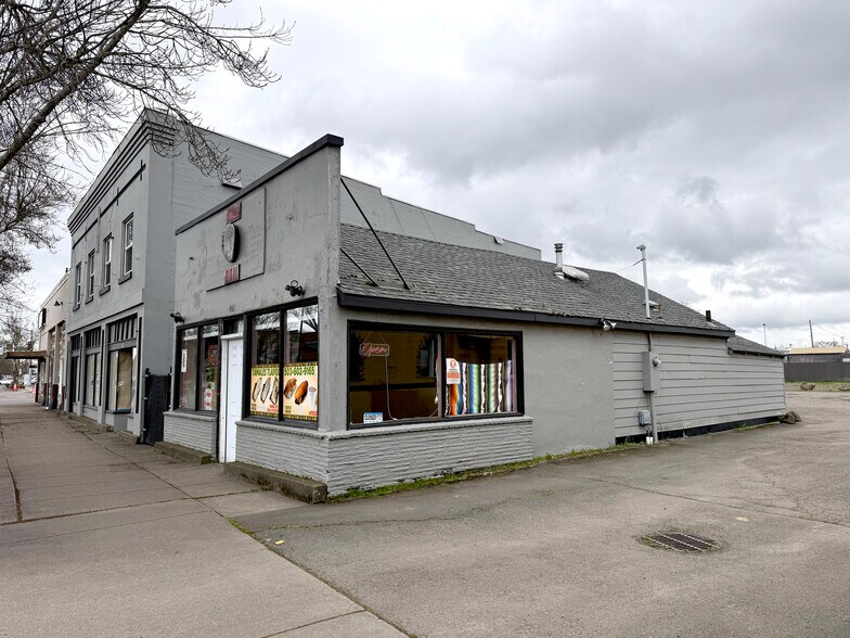 More Photos Of , Salem General Retail For Sale