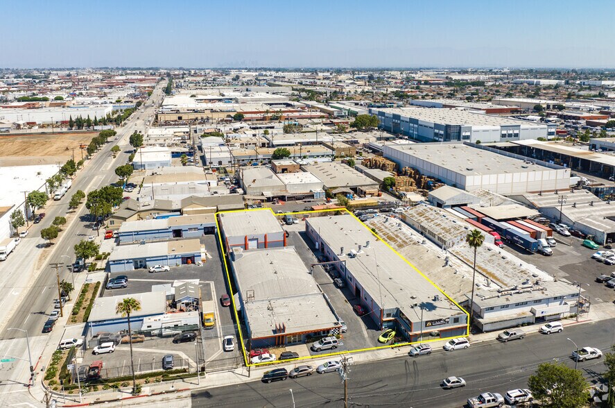 More Photos Of 115-123 E Gardena Blvd, Gardena Service For Sale