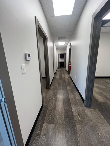 More Photos Of 600 E Amber St, San Antonio Medical For Lease