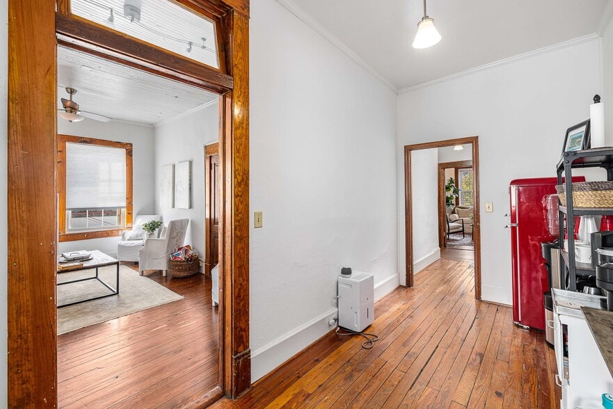 More Photos Of 35 S Peachtree St, Norcross Restaurant For Sale