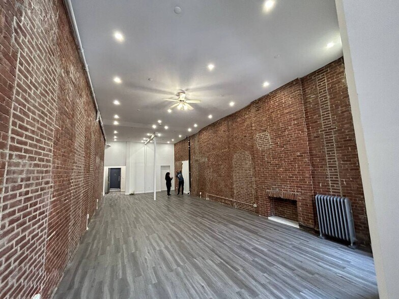 More Photos Of 34-44 W 31st St, New York Apartments For Lease