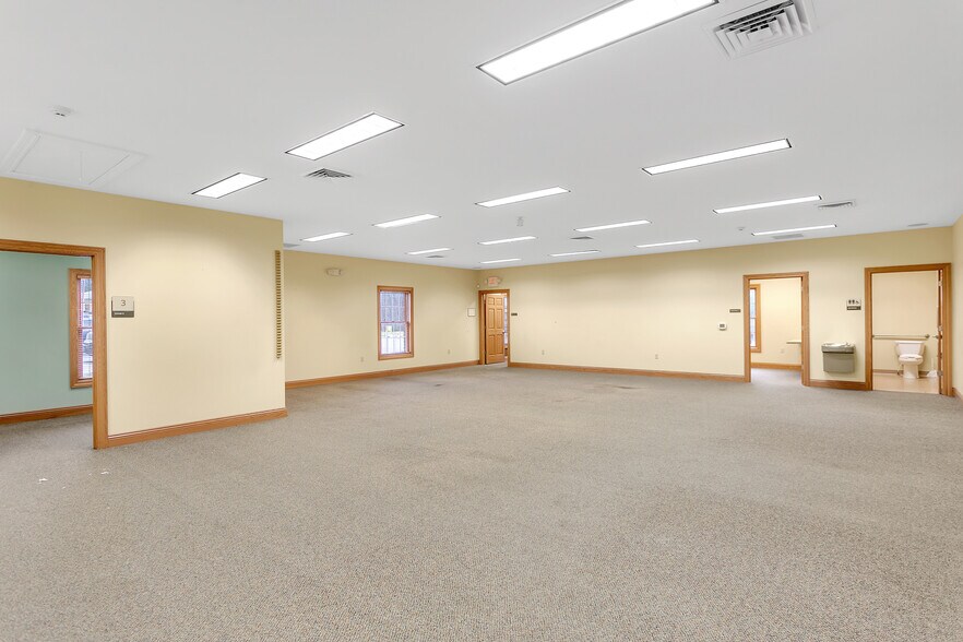 More Photos Of 3120 Wilmington Rd, New Castle Medical For Sale
