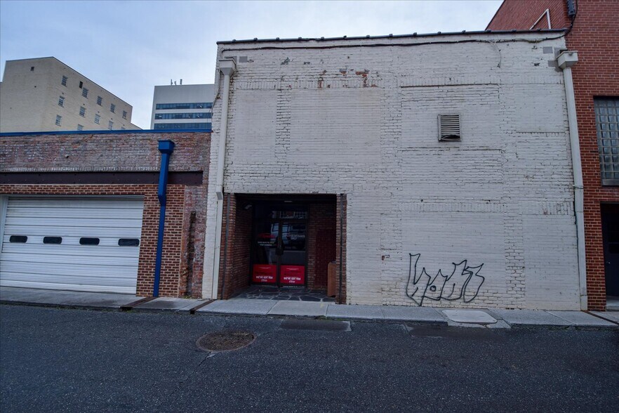 More Photos Of 22 Church Ave SW, Roanoke Storefront Retail Office For Sale