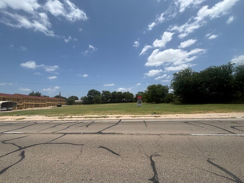 Primary Photo Of 801 E Veterans Memorial Blvd, Killeen Land For Sale