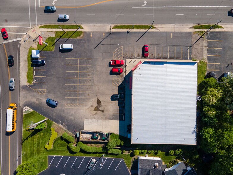 More Photos Of 5800 N Main St, Dayton Freestanding For Sale