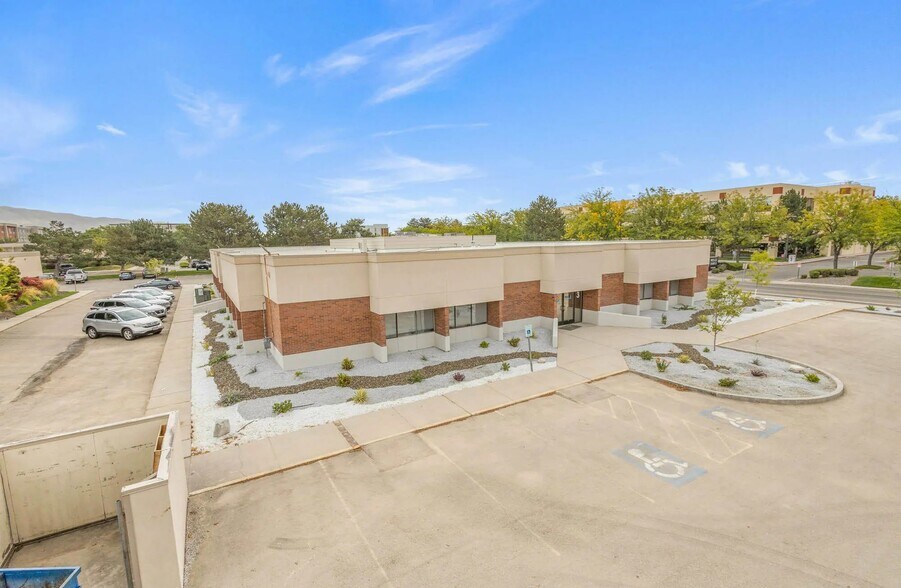 More Photos Of 3160 W Elder St, Boise Office For Lease
