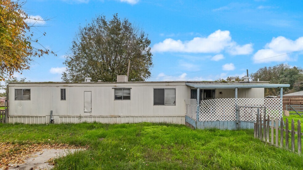 More Photos Of 9676 S Airport Way, Manteca Specialty For Sale