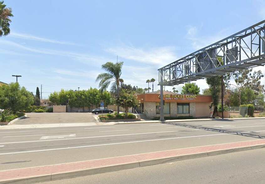 More Photos Of 940 Grand Ave, Santa Ana Unknown For Lease