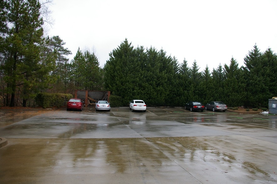 More Photos Of 3371 Martin Farm Rd, Suwanee Warehouse For Sale