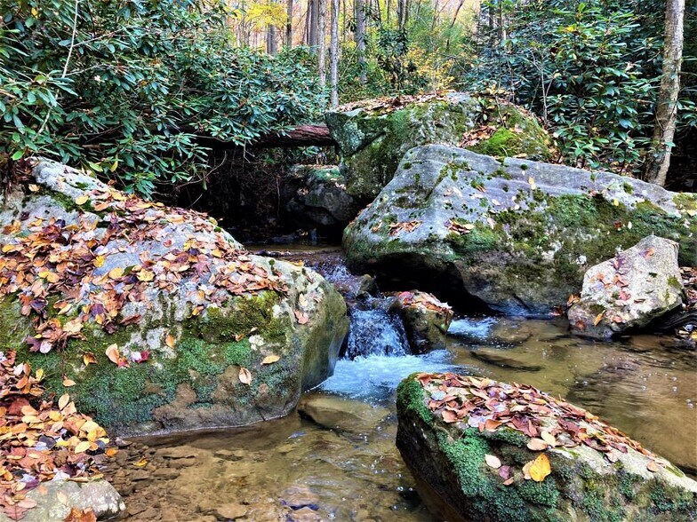 More Photos Of 2005 Grafton Rd, Morgantown Land For Sale