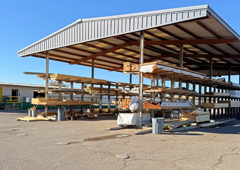 More Photos Of 2318 N White Sands Blvd, Alamogordo General Retail For Lease