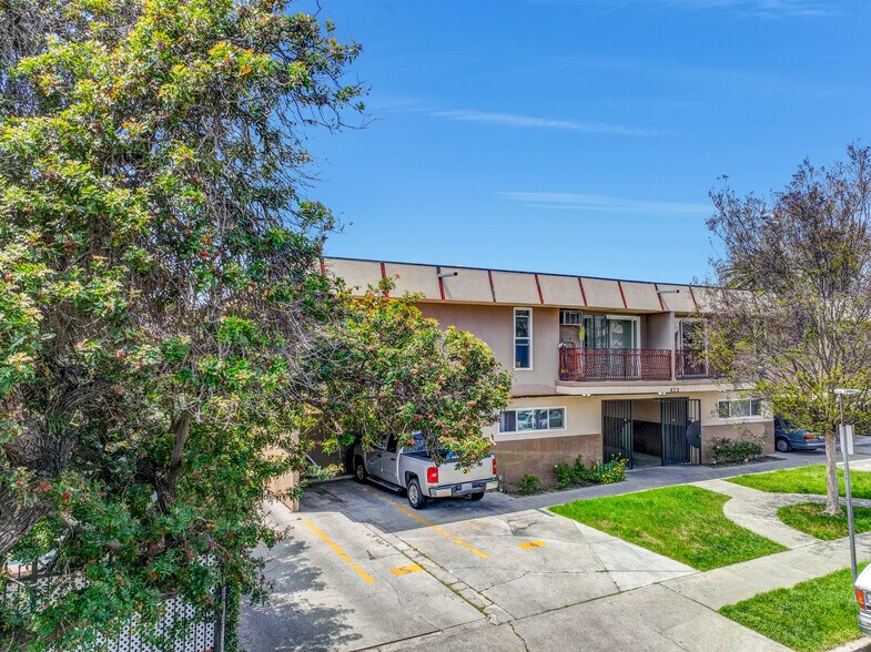 More Photos Of 423 N Harvard Blvd, Los Angeles Apartments For Sale
