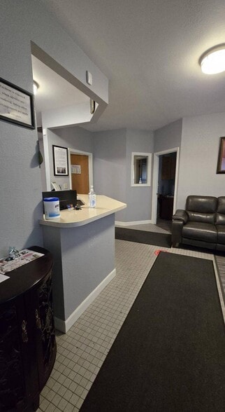 More Photos Of 2215 N Fresno St, Fresno Medical For Sale