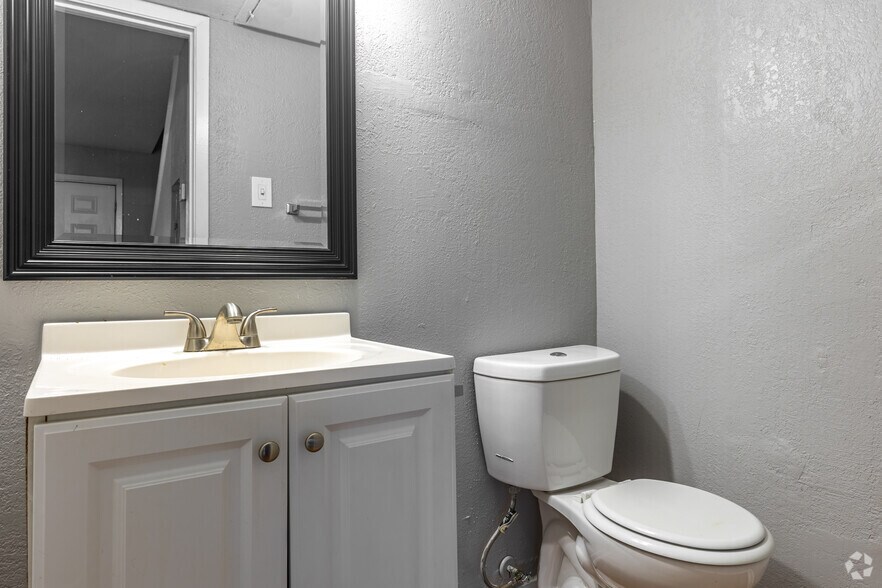 More Photos Of 14000 Esperanza Rd, Dallas Apartments For Sale