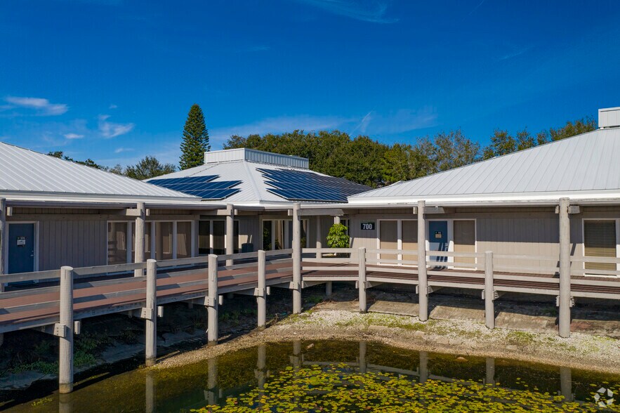 More Photos Of 2901 W Busch Blvd, Tampa Unknown For Lease