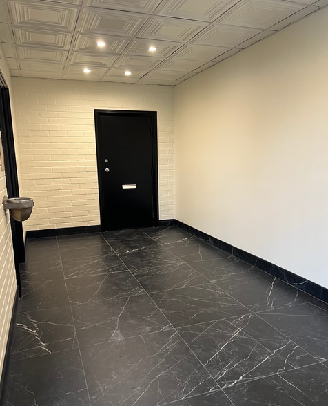 More Photos Of 7451-7465 Beverly Blvd, Los Angeles Loft Creative Space For Lease