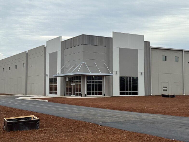 Primary Photo Of 740 Beaver Creek Dr, Martinsville Manufacturing For Lease