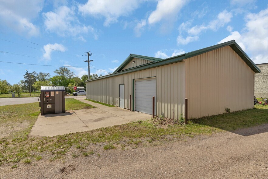 More Photos Of 245 E Main St, Rice Freestanding For Sale