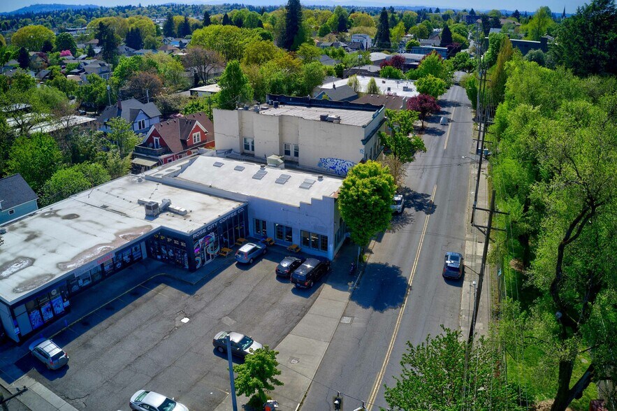 More Photos Of 3384 SE Milwaukie Ave, Portland General Retail For Sale