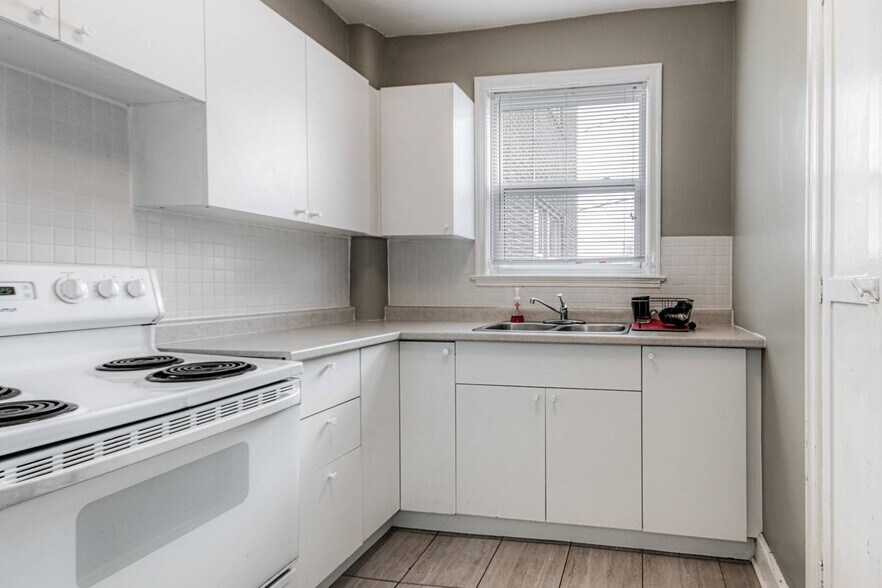 More Photos Of 99 Douglas St, Sudbury Apartments For Sale