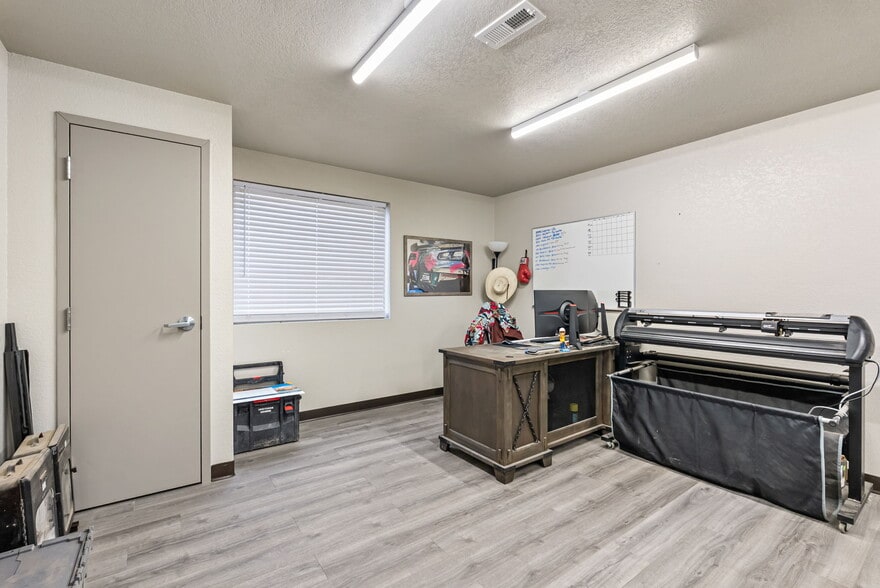 More Photos Of 8025 Iron Tower Ct, Colorado Springs Industrial For Sale