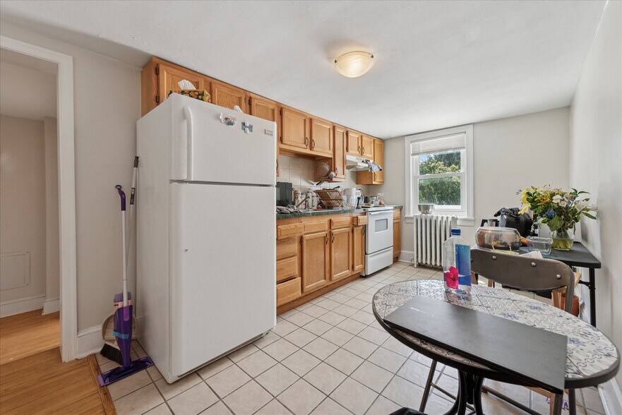 More Photos Of 20 S Village Ave, Exton Apartments For Sale