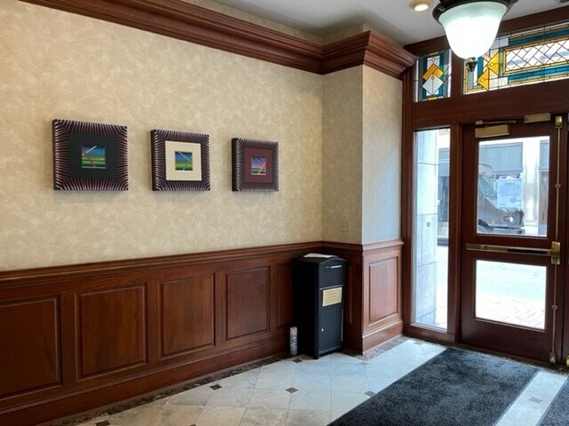 More Photos Of 812 Quarrier St, Charleston Office For Lease