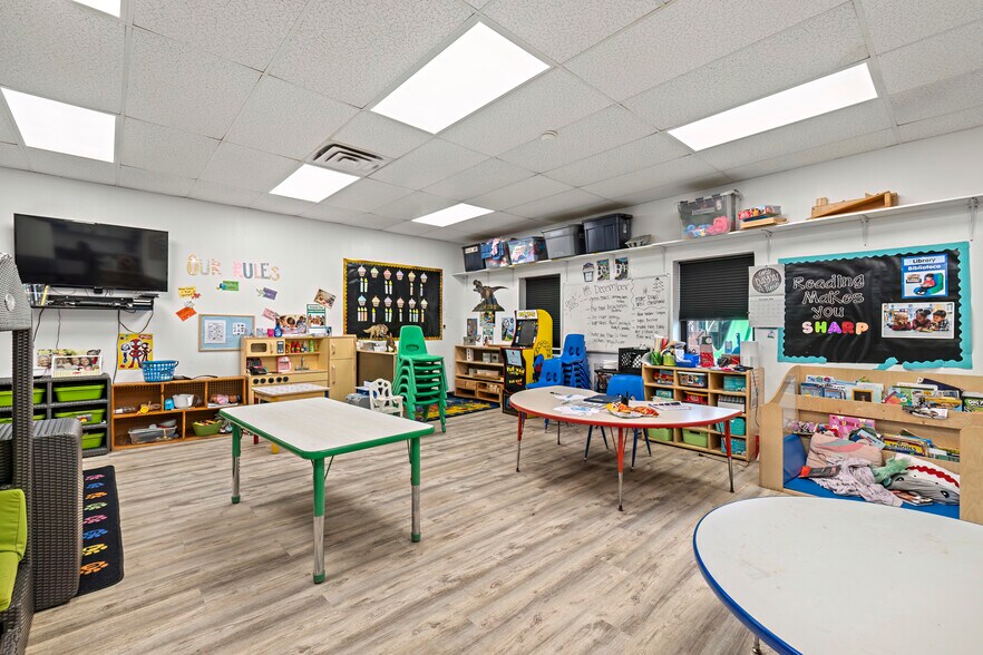 More Photos Of 513 Russell Blvd, Nacogdoches Daycare Center For Sale