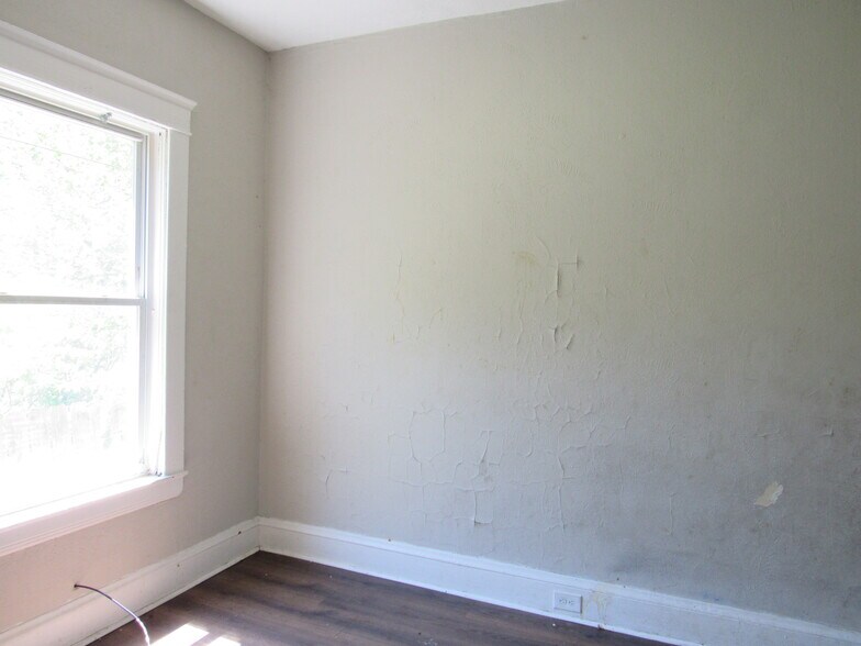 More Photos Of 932 Wheelock Rd, Cleveland Apartments For Sale