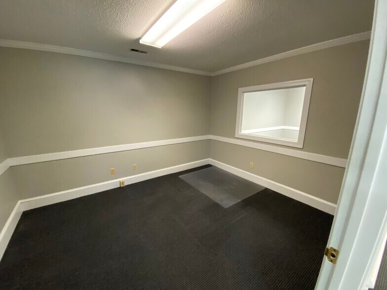 More Photos Of 2305 E Millbrook Rd, Raleigh Office Residential For Sale