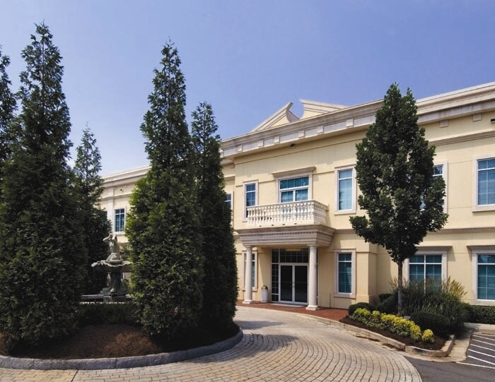 More Photos Of 2565 NW Thompson Bridge Rd, Gainesville Office For Lease