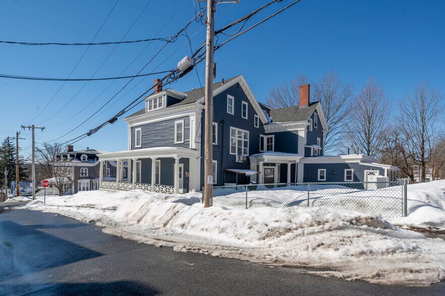 More Photos Of 86 Summer St, Haverhill Apartments For Sale