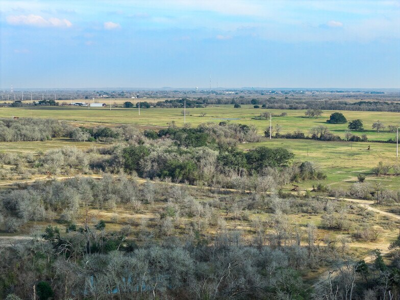 More Photos Of 1144 Treetop ln, Luling Land For Sale