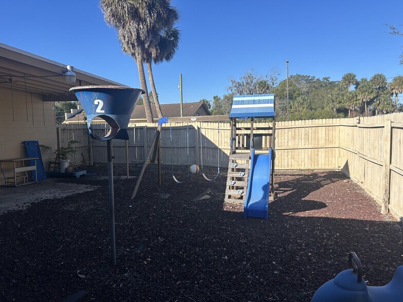 More Photos Of 1210 Saint Johns Ave, Palatka Office For Sale