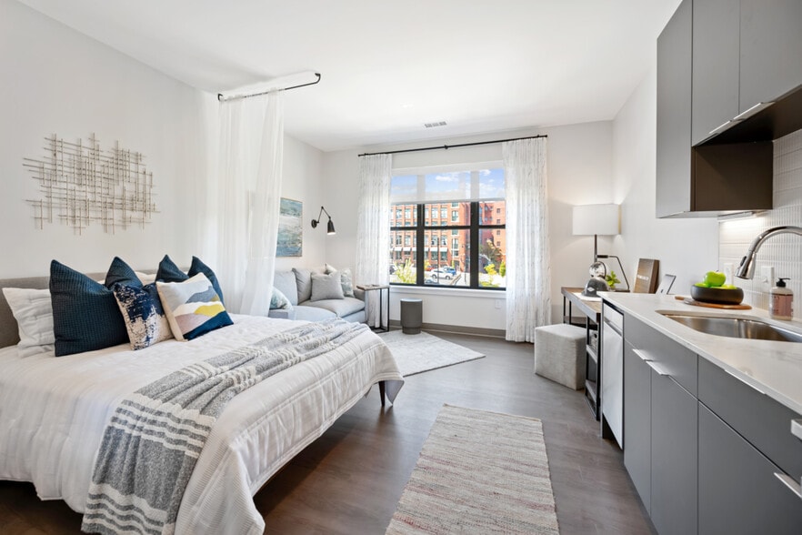 More Photos Of 125 Clifford St, Providence Apartments For Lease