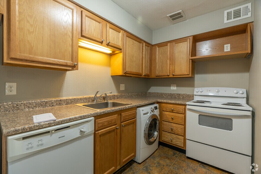 More Photos Of 5500-5602 Mable Ave, Saint Louis Apartments For Sale