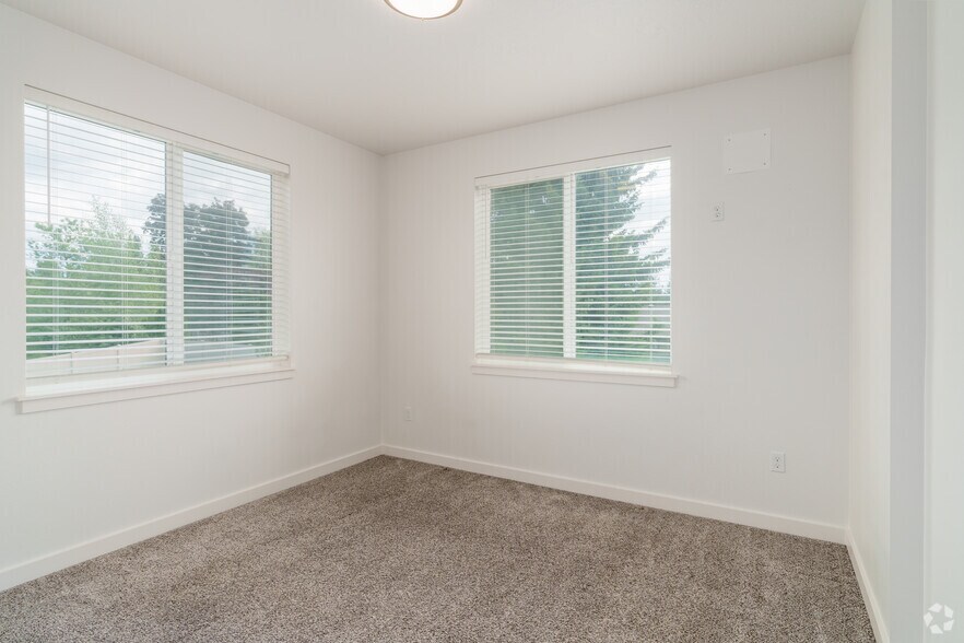More Photos Of 3905 S Dishman Mica Rd, Spokane Valley Apartments For Sale