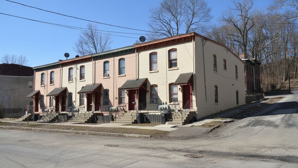 Primary Photo Of 363-369 Liberty st, Newburgh Multifamily For Sale