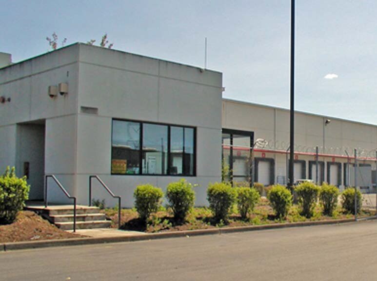 More Photos Of 208 Maurin Rd, Chehalis Warehouse For Lease