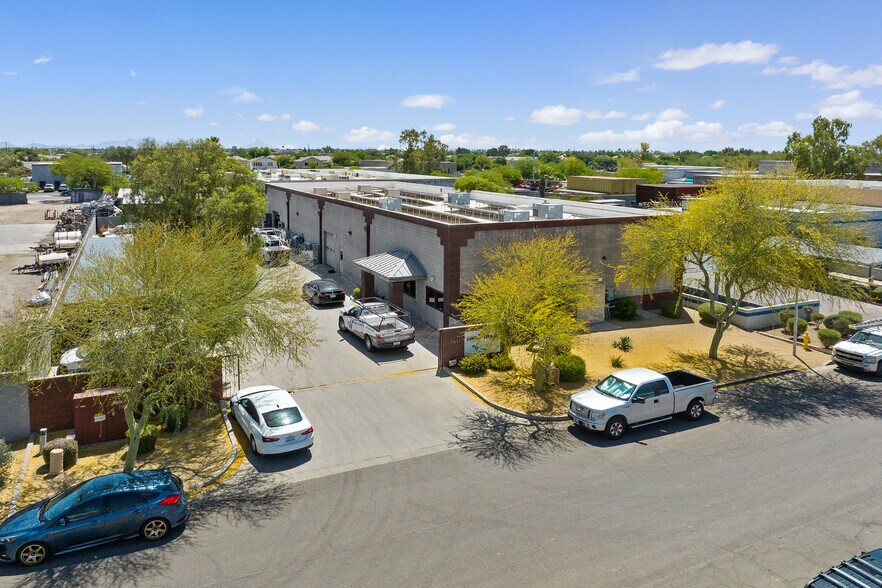 More Photos Of 7611 N 74th Ave, Glendale Warehouse For Sale